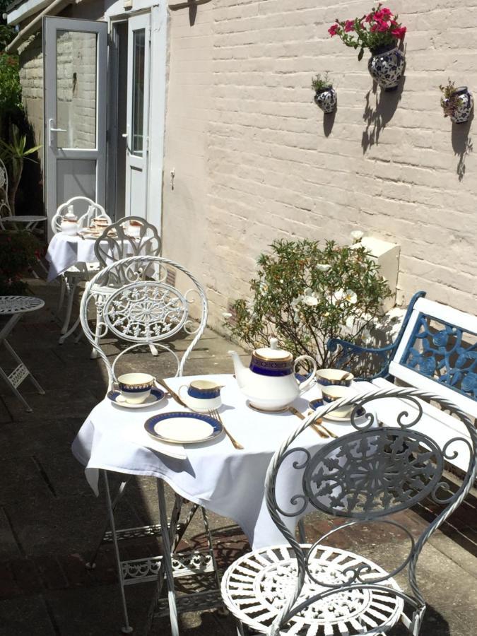 Bed and Breakfast St. Georges House Shanklin Exterior foto